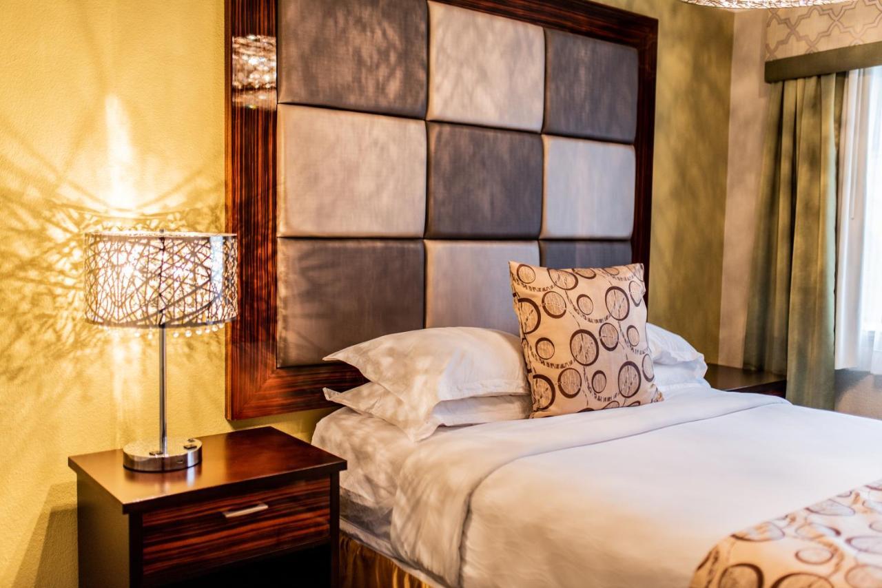 Gateway And Hotel 3*