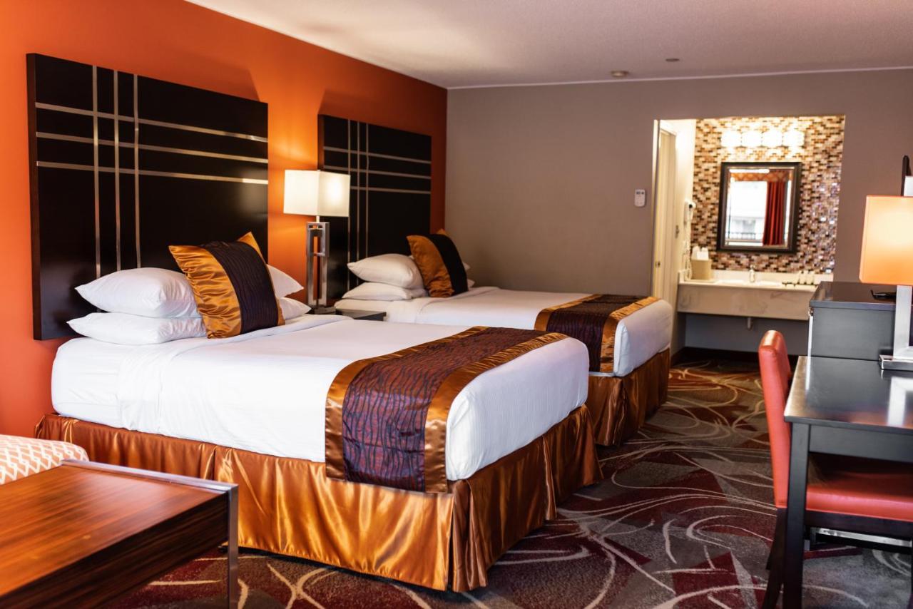 Gateway And 3* Salida