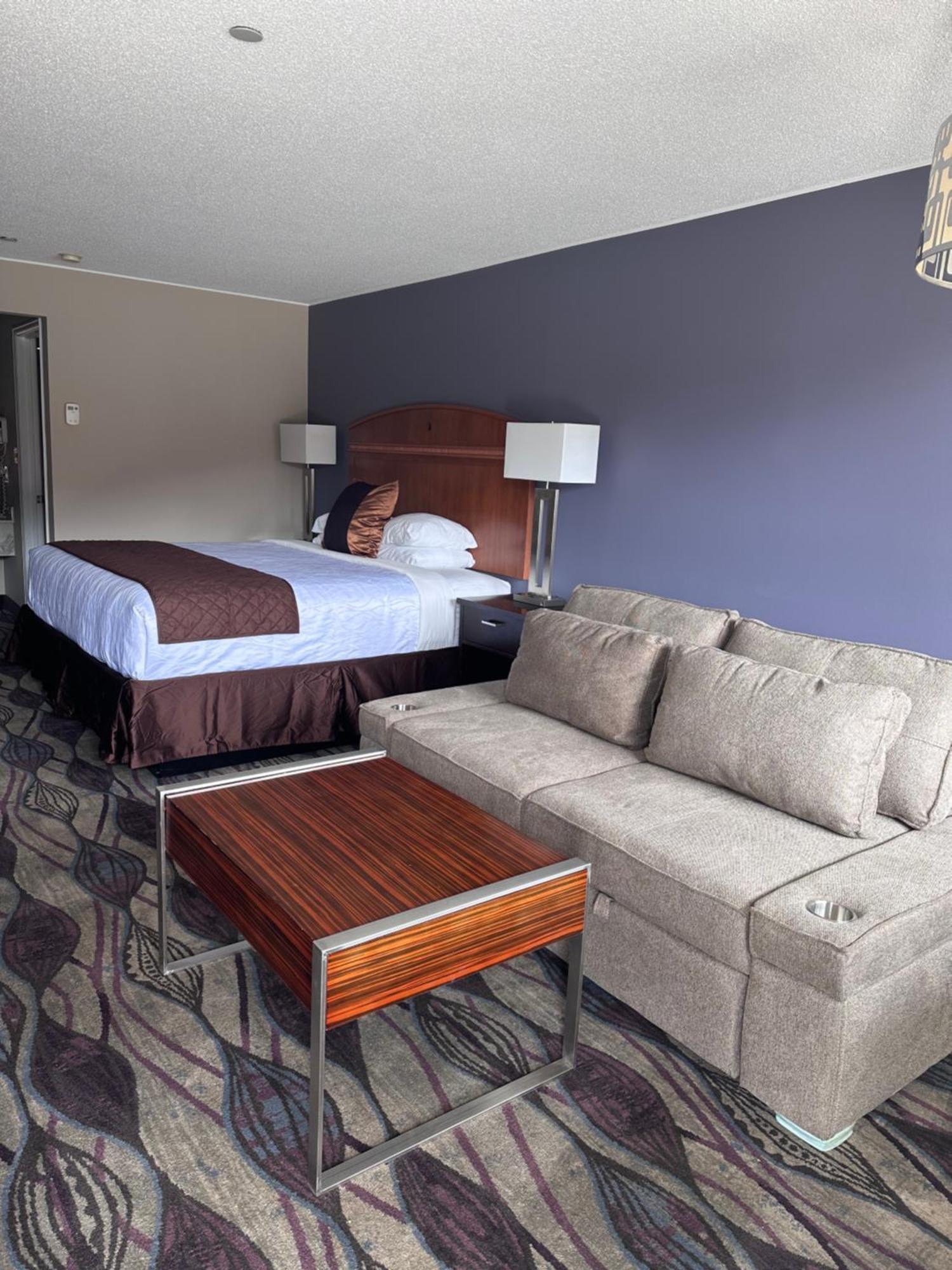 Gateway And 3* Salida